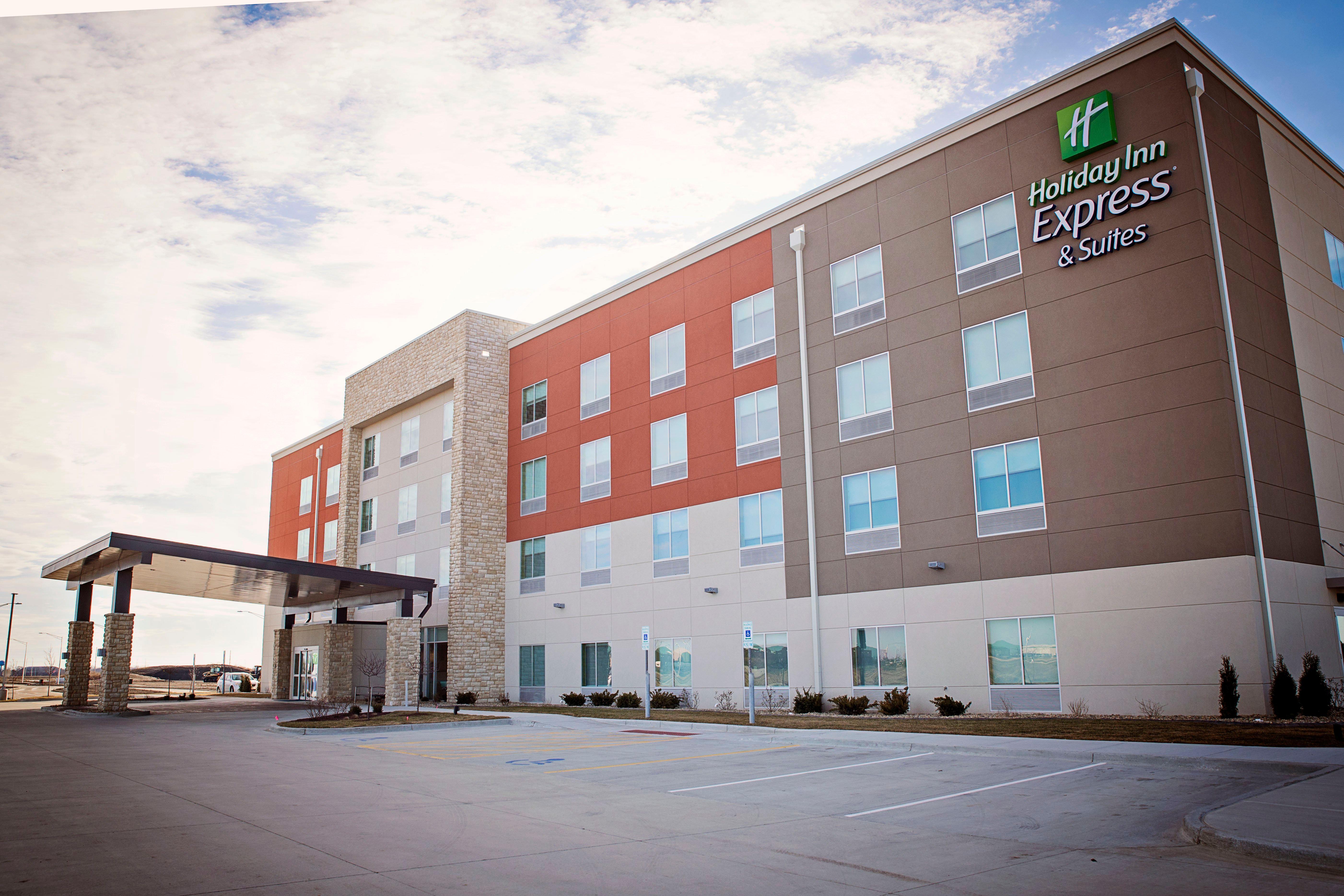 Holiday Inn Express & Suites - Rantoul By Ihg מראה חיצוני תמונה