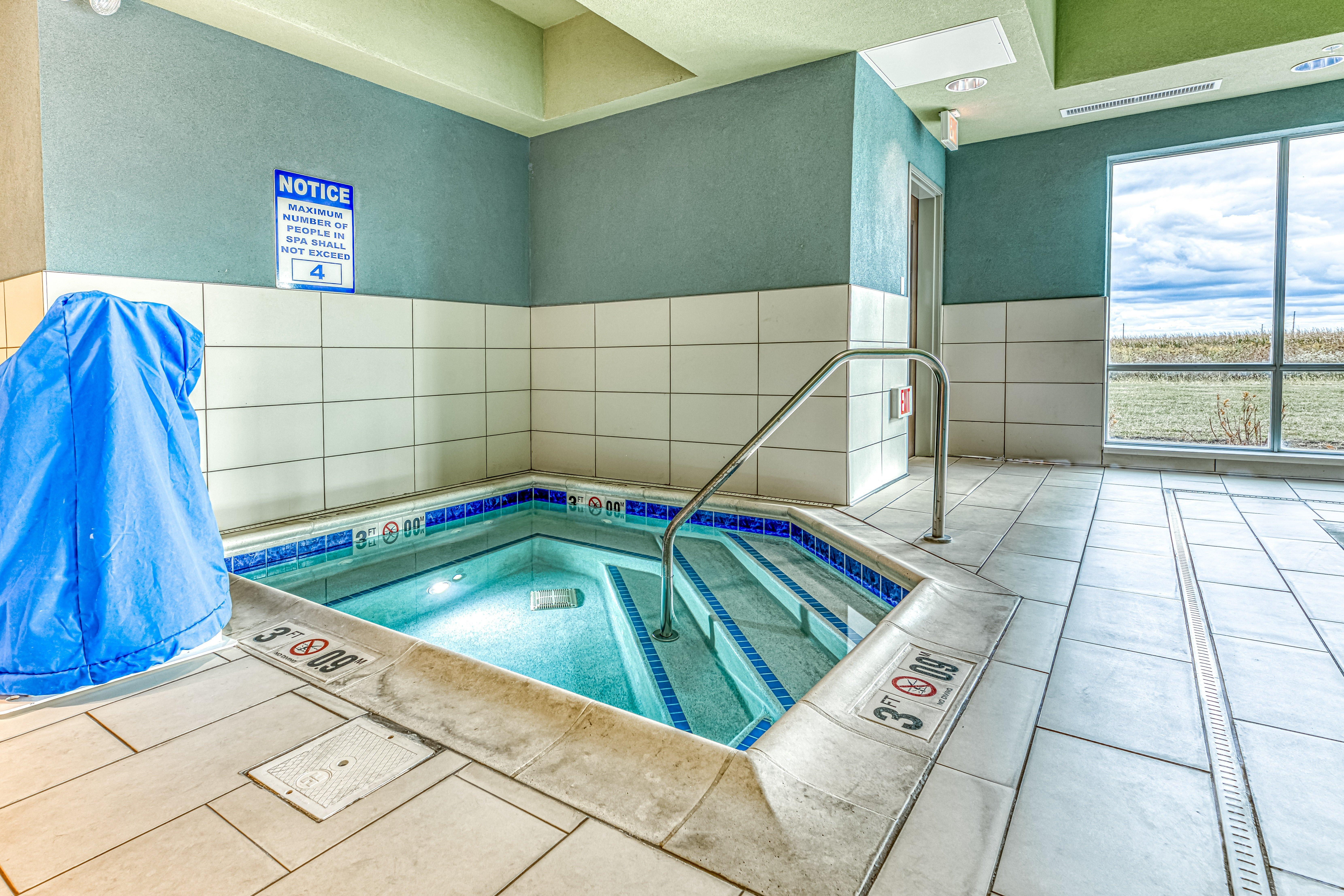 Holiday Inn Express & Suites - Rantoul By Ihg מראה חיצוני תמונה