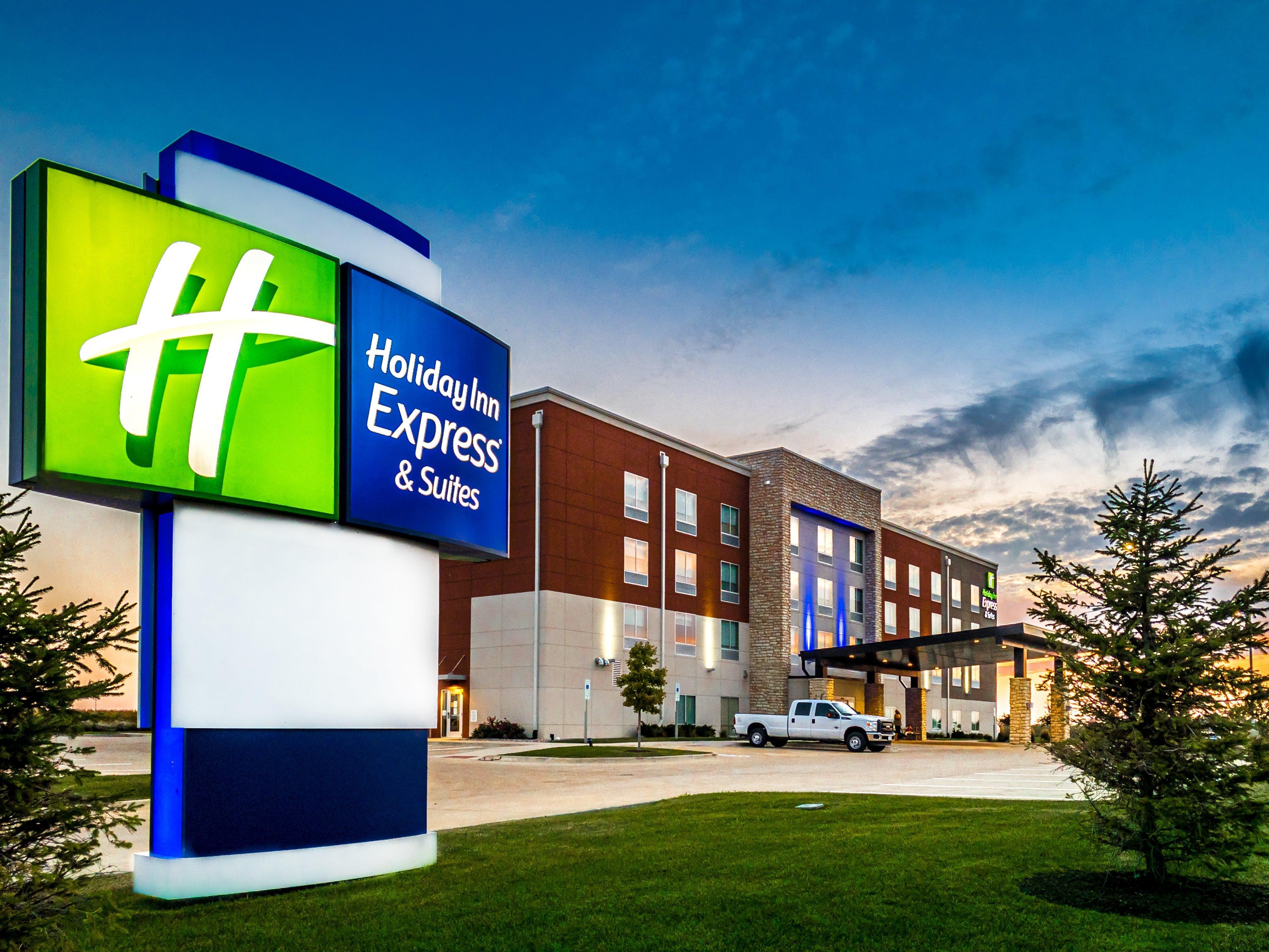 Holiday Inn Express & Suites - Rantoul By Ihg מראה חיצוני תמונה